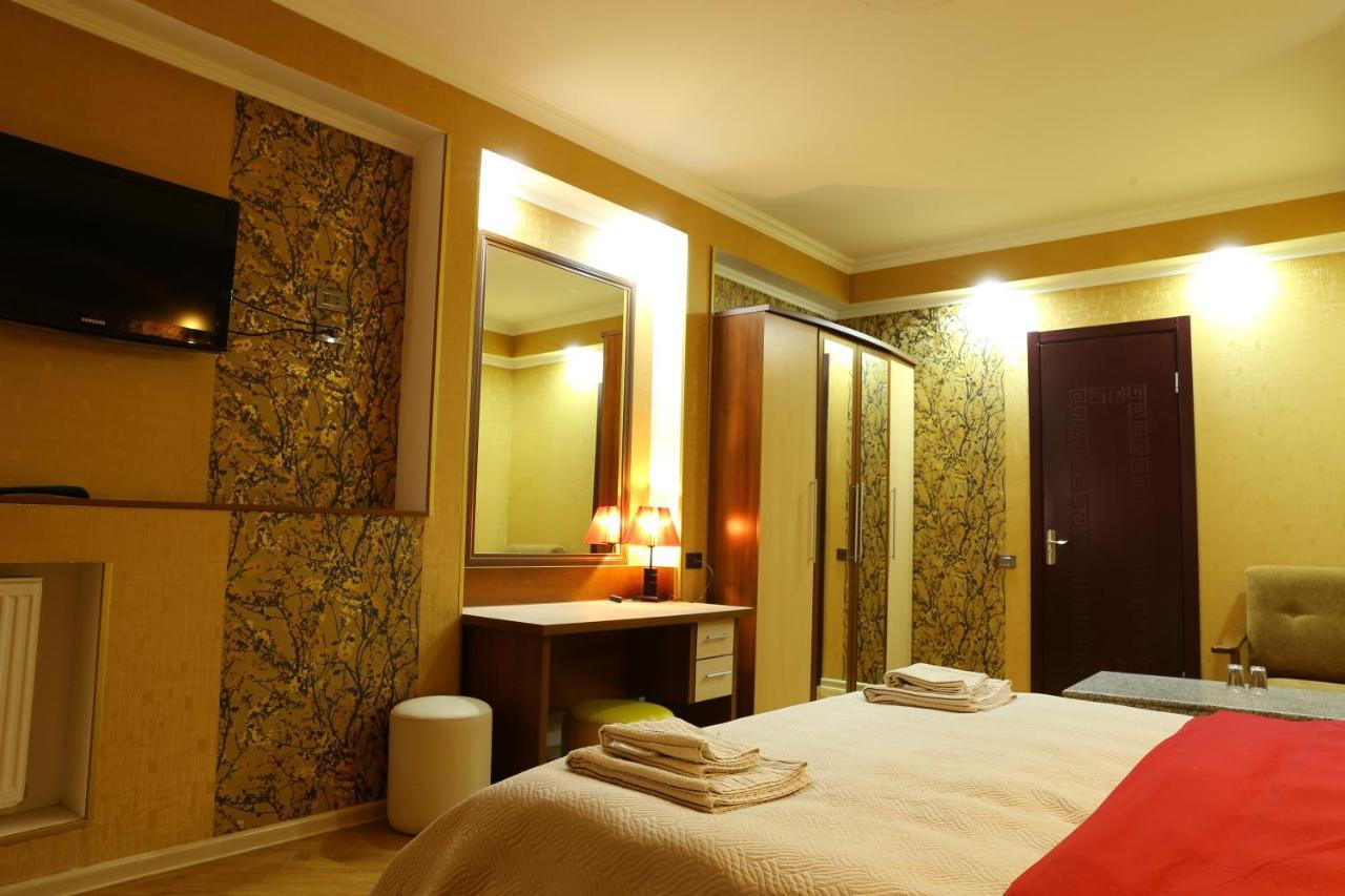 Dkd-Bridge Hotel Tbilisi Exterior foto