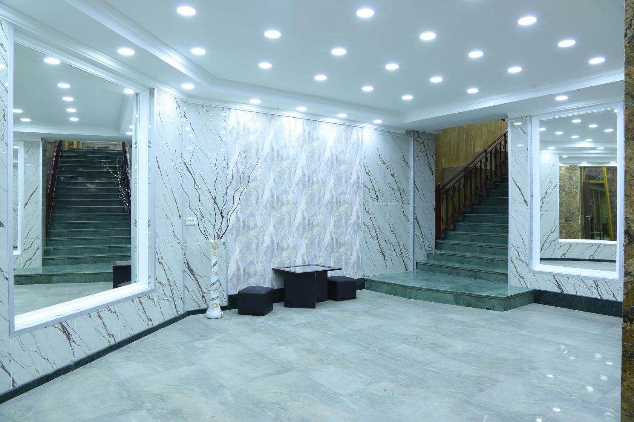 Dkd-Bridge Hotel Tbilisi Exterior foto